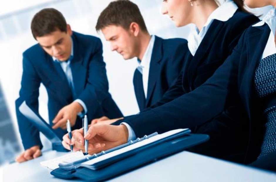 Купить диплом экономиста Диплом экономиста